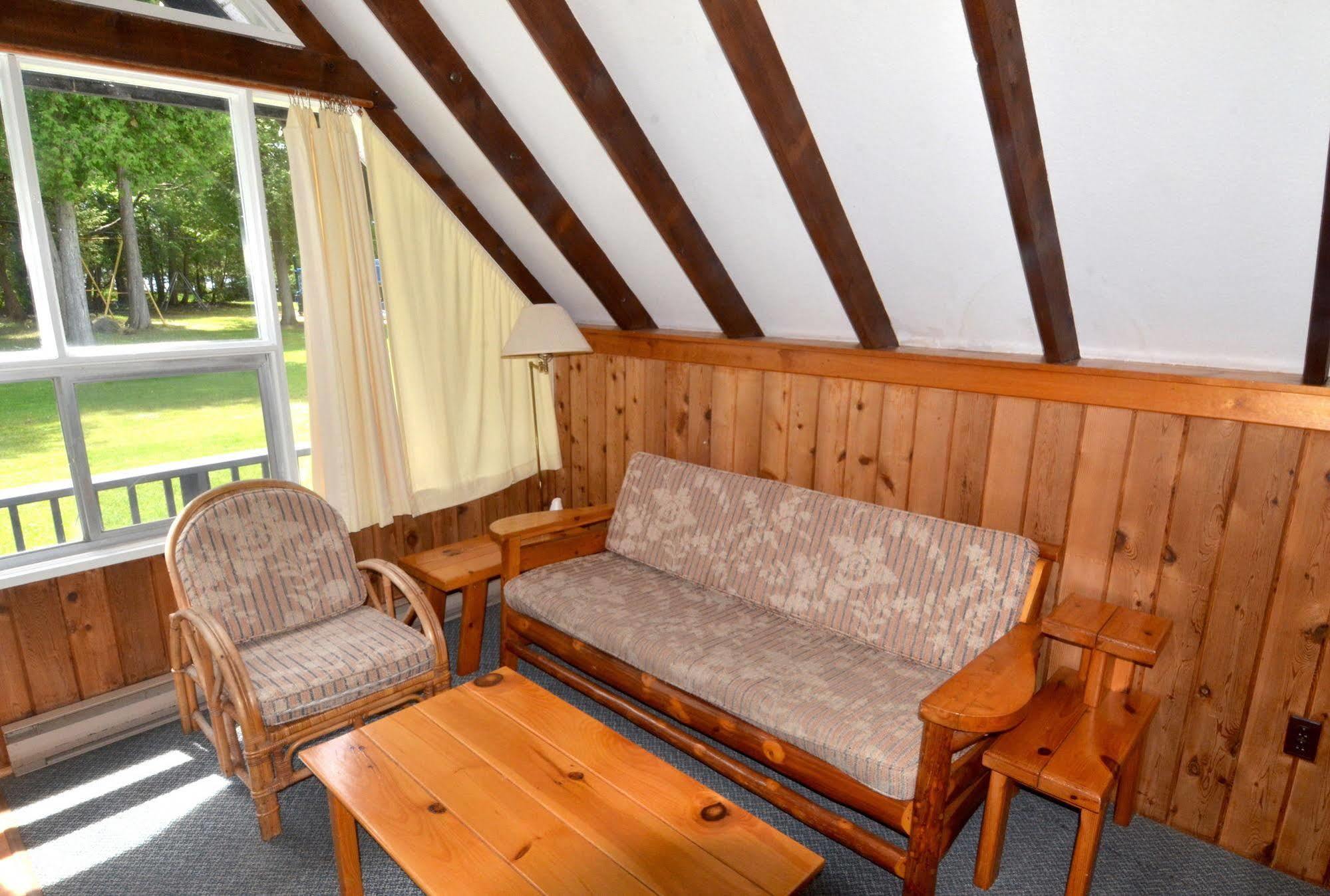 Balsam Resort Fenelon Falls 외부 사진
