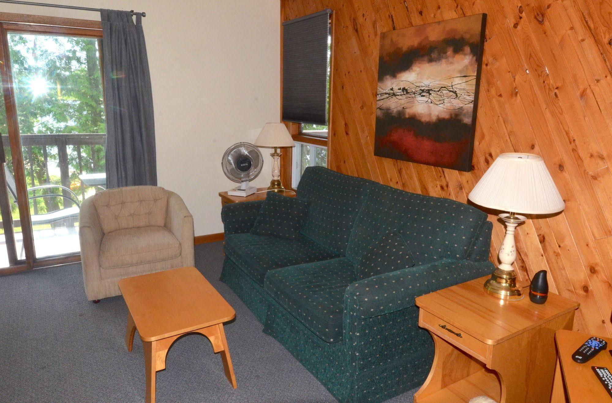 Balsam Resort Fenelon Falls 외부 사진