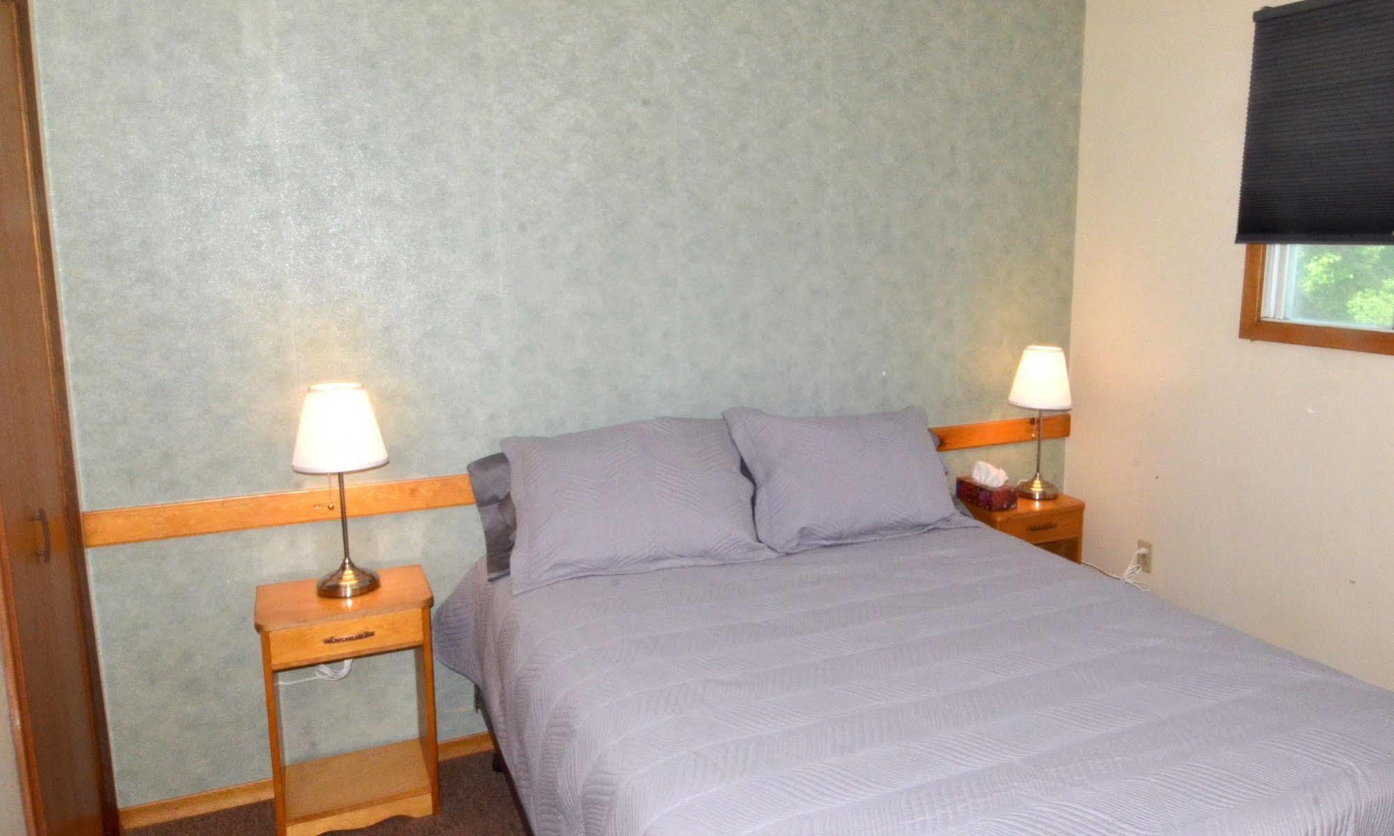 Balsam Resort Fenelon Falls 외부 사진